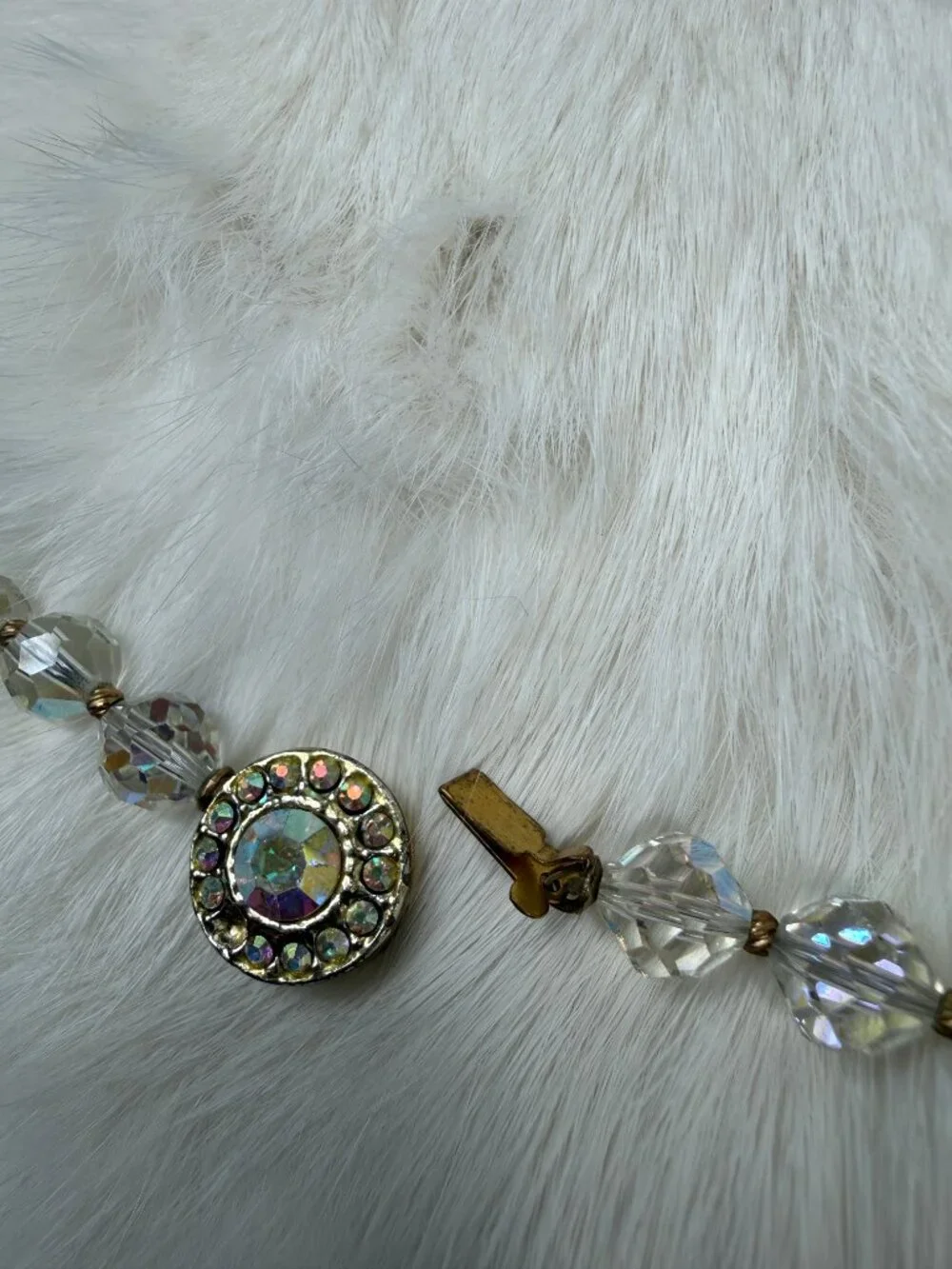 Vintage Aurora Borealis Glass Bead Necklace 15